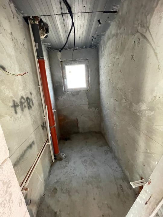 Duplex P+1 de vânzare în Mamaia Sat – 2 dormitoare, birou, terasă acoperită – fotografia 6 din 12