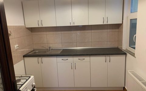Apartament de 65 mp utili, zona Centrala (pretabil si pentru birou)