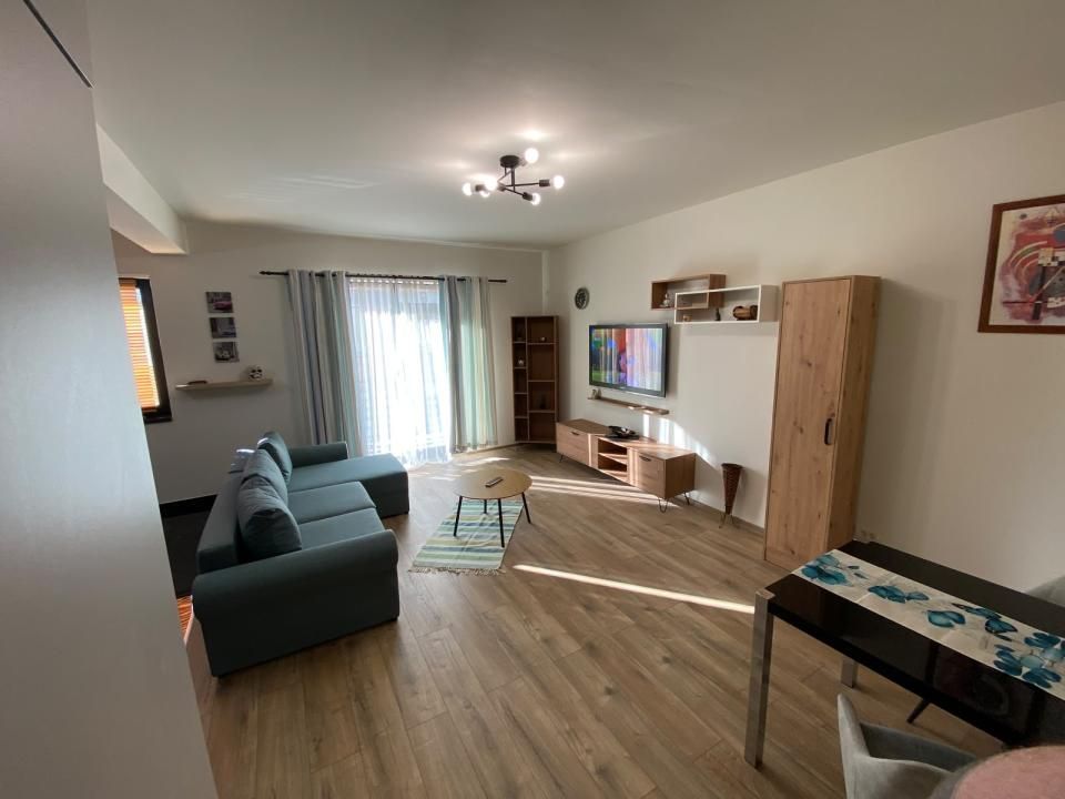 Apartament spatios, o camera, 45 mp utili, etaj 2 - Giroc – fotografia 1 din 9