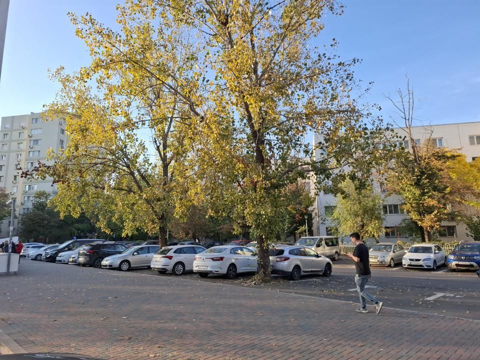 Vanzare apartament 4 camere | Titan - bloc tip H | langa metrou | etaj 3/4 | – fotografia 9 din 34
