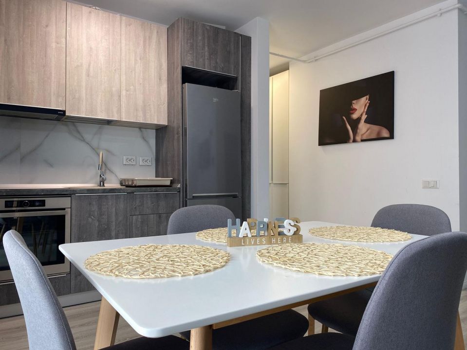 Apartament 3 camere, Floresti, str.Teilor, 2 bai, parcare subterana, terasa – fotografia 2 din 17