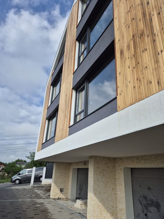 Duplex 240 mp utili, zona linistita cu priveliste deosebita, Dambul Rotund – fotografia 9 din 9