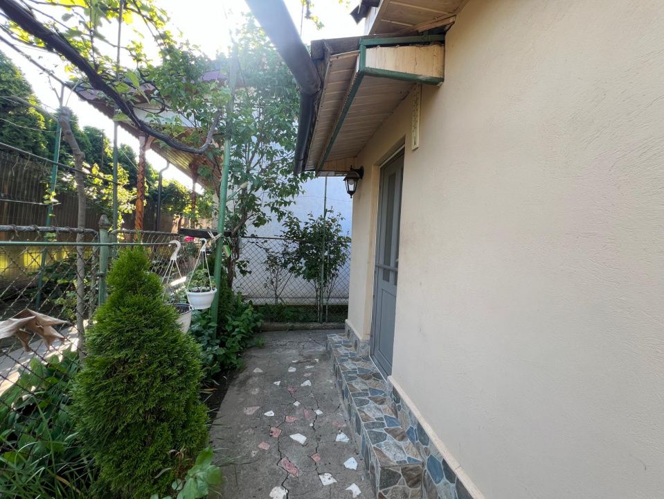 CASA CU 3 CAMERE SI TEREN IN CONSTANTA I KM 5 I ZONA LINISTITA – fotografia 5 din 33