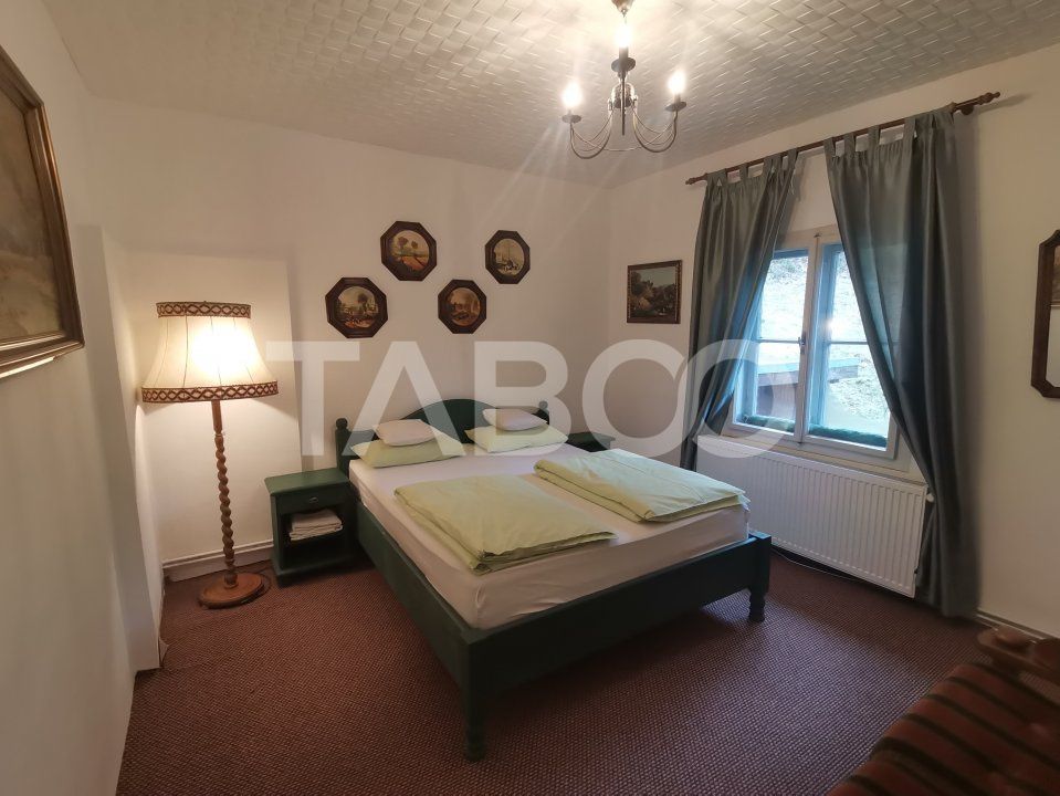 Pensiune de lux de vanzare in inima padurii langa Sibiu – fotografia 7 din 54