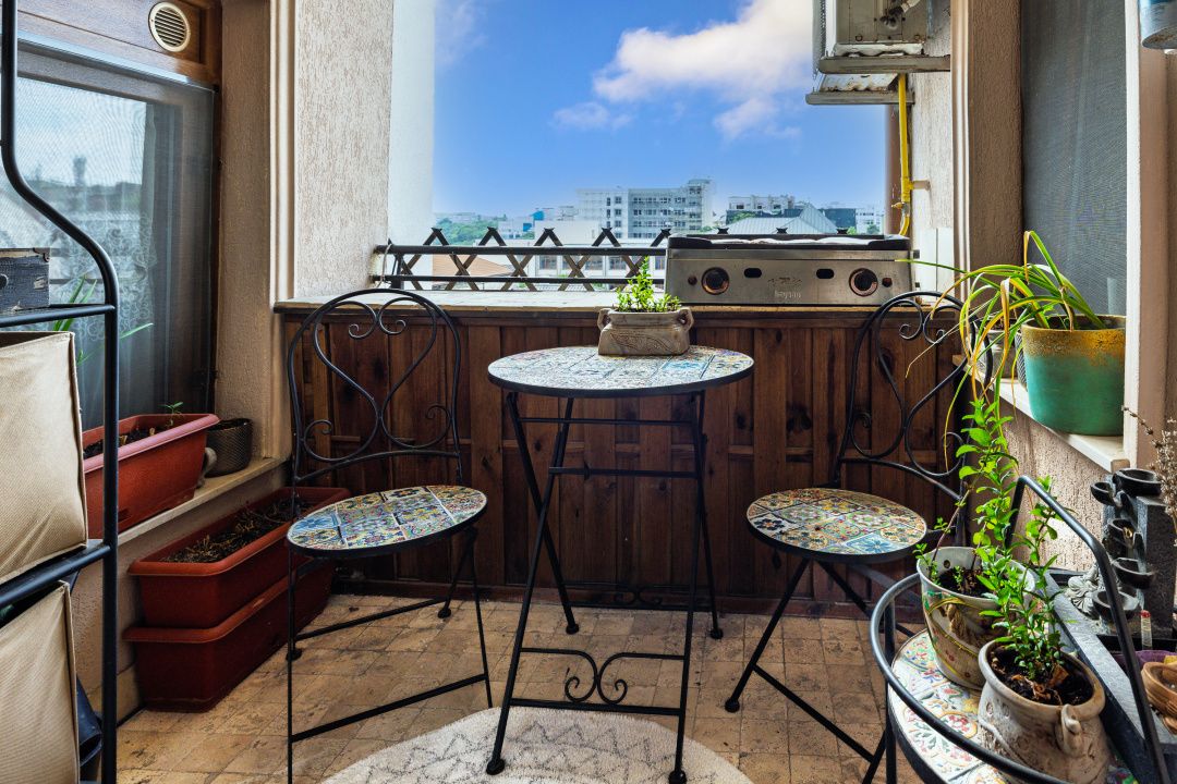 Apartament cu 4 camere în centrul istoric  CONSTANTEI cu vedere la MARE – fotografia 30 din 35