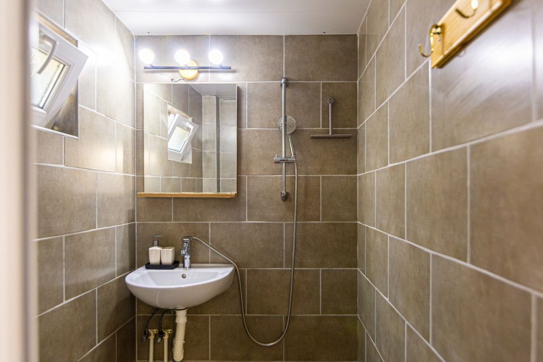 Pensiune cu 18 camere in Costinesti , investitie cu randament de 8% – fotografia 21 din 26