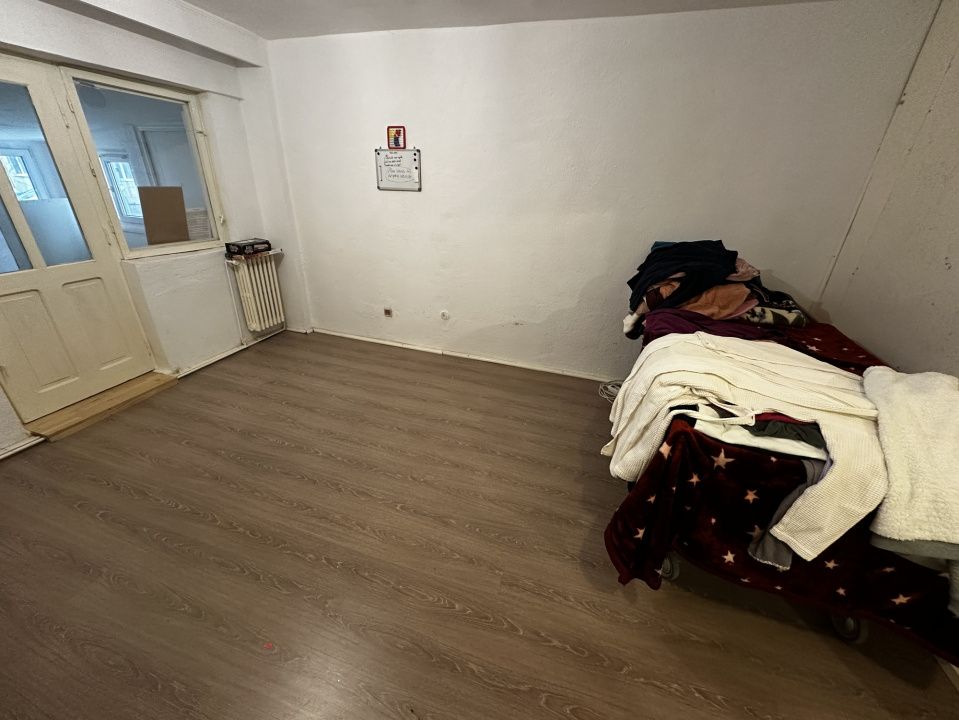 SPATIU COMERCIAL I 110 mp I De vanzare I zona Sub STADION I Cu vad bun I – fotografia 3 din 7