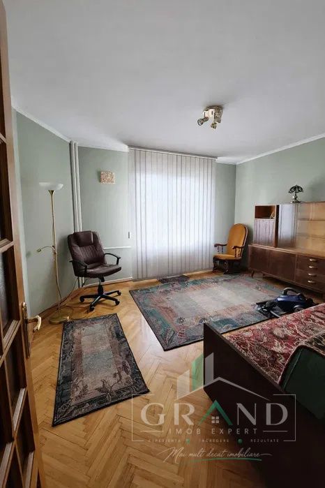 Casă individuală| 200 mp utili | 5 camere | Curte | 2 parcări | Gheorgheni – fotografia 1 din 8