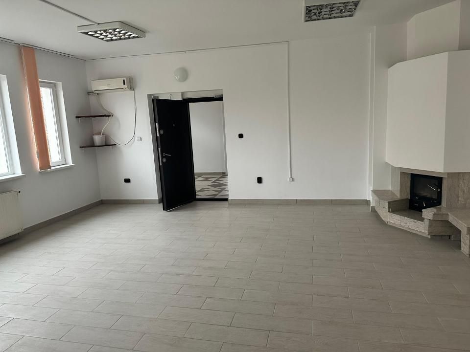 Casă 7 camere,  668 mp, str. Ciresilor, Zorilor, ideal gradinita – fotografia 2 din 12