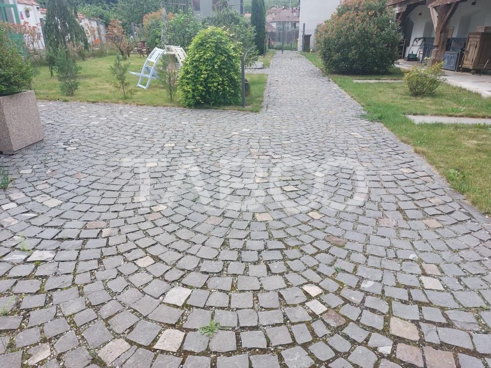Casa cu 6 apartamente individuale gradina 253 mp langa mall Cisnadie – fotografia 39 din 39