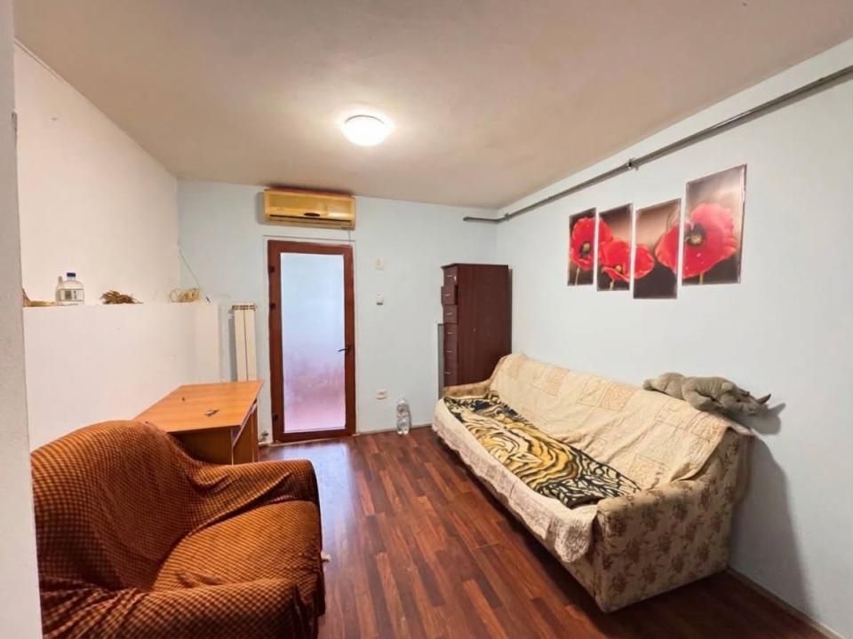 Apartament cu 2 camere decomandate de vânzare în zona CET, Constanța – fotografia 6 din 8