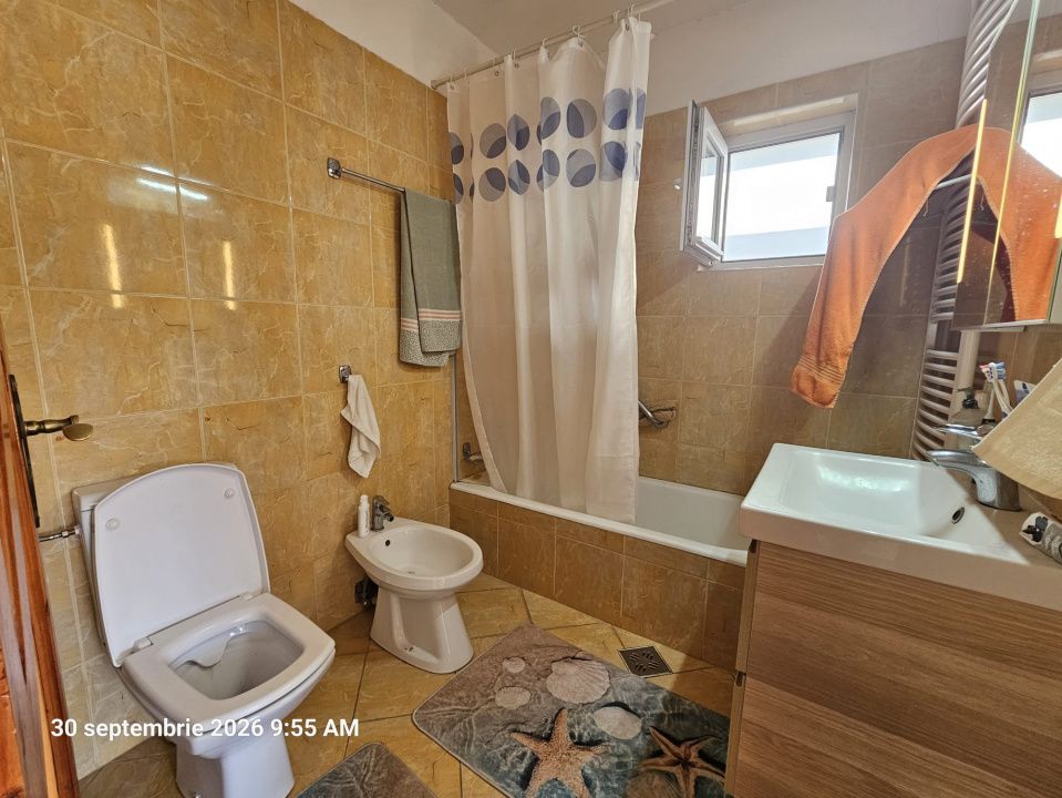 Casă S+P+M, teren 1.028 mp și casă de oaspeți – Lumina, central – comision 0% – fotografia 11 din 22