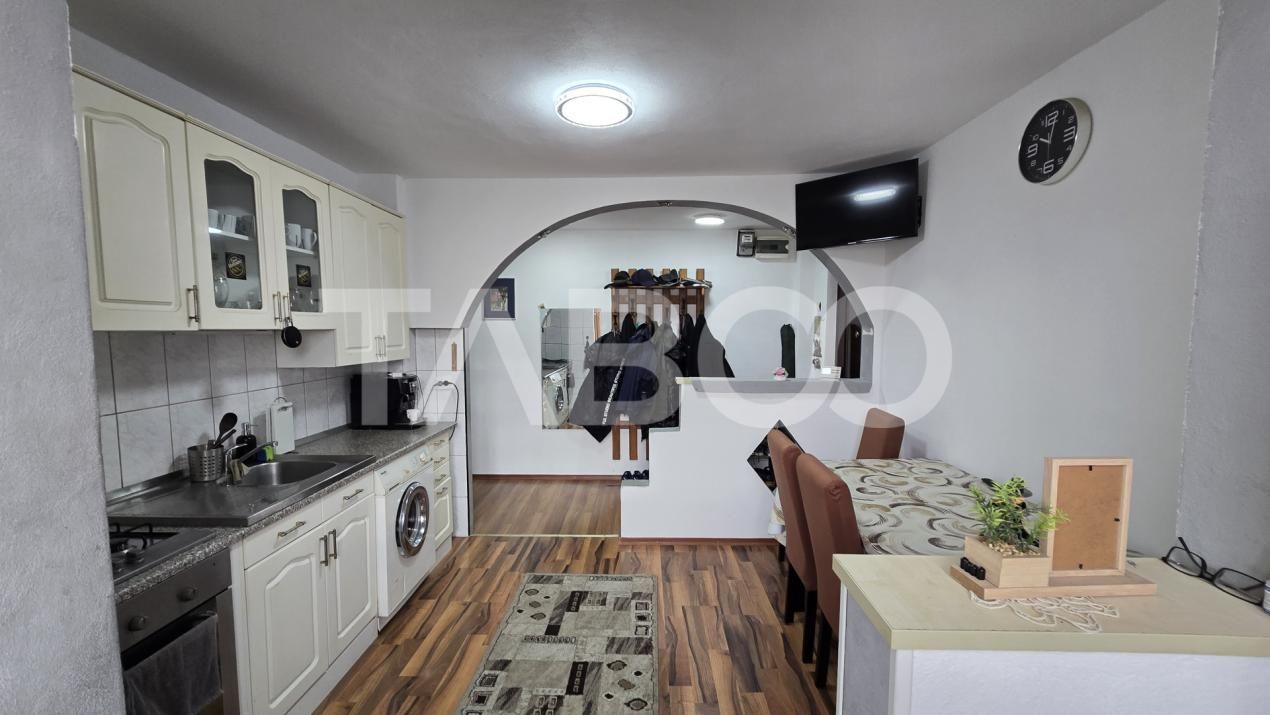 Apartament de vanzare 2 camere la etaj intermediar in zona Siretului – fotografia 3 din 11