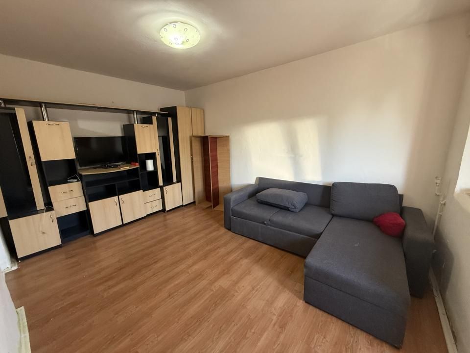 Apartament cu o camera, 26 mp utili - Complexul Studentesc – fotografia 2 din 5
