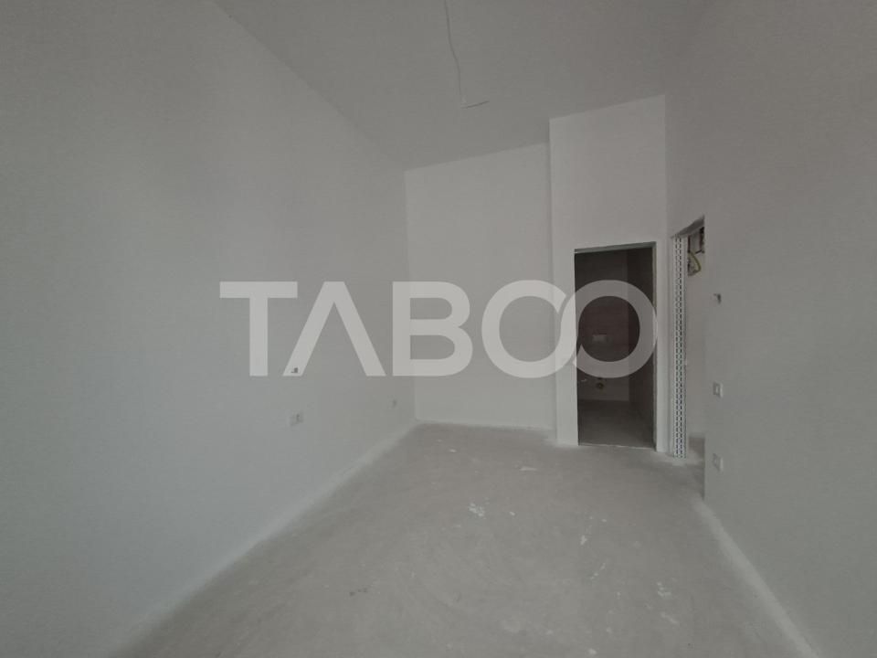 Apartament de vanzare 3 camere 3 bai zona centrala - predare la ALB – fotografia 4 din 11