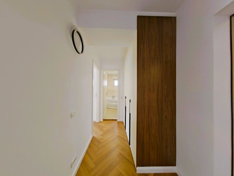 Apartament 3 camere decomandat, renovat integral, suprafata generoasa – fotografia 9 din 11