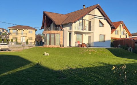 Casă premium, 260 mp utili, teren 1000mp-Dezmir