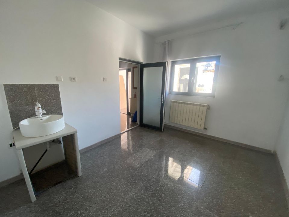 Spatiu comercial, termen lung - zona Dacia – fotografia 3 din 8