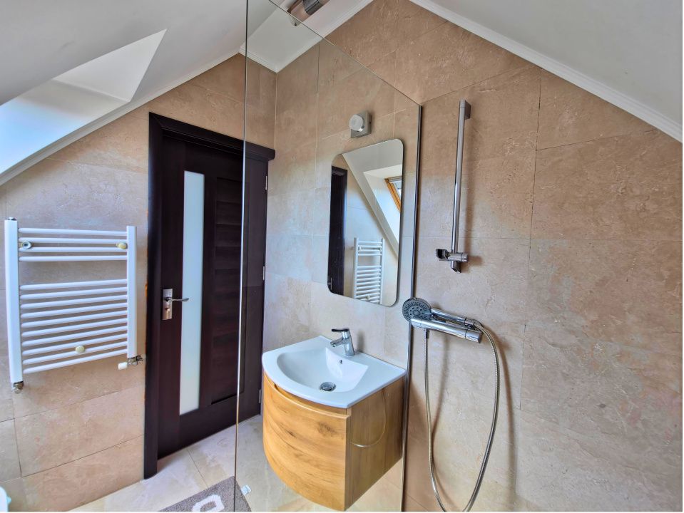 APARTAMENT CENTRAL - DE INCHIRIAT – fotografia 9 din 12