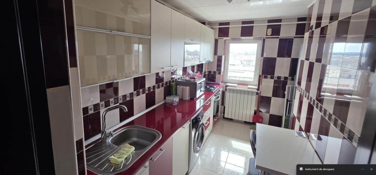 Apartament 3 Camere Decomandat – 86 mp – Renovare Lux 2022 – Vedere Panoramică – fotografia 4 din 12