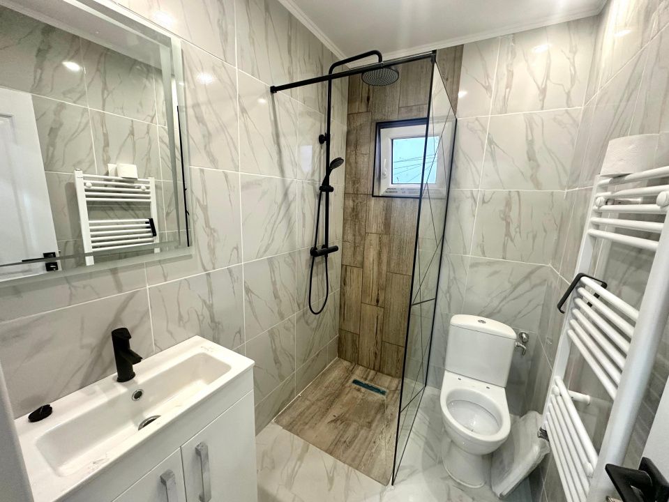 Apartament 2 Camere Deco Nou 59 mp Finisat la cheie Alba Zona CENTRU spre Gara – fotografia 1 din 12