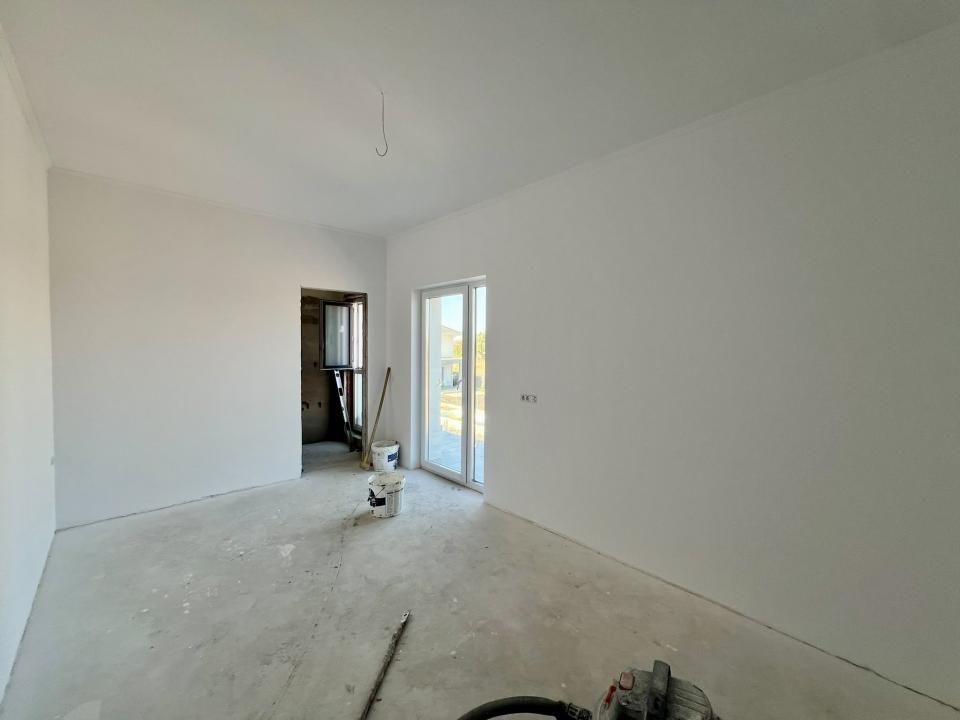 Triplex modern, 4 camere, 103 mp utili, 316 mp teren - Zona Sacalaz – fotografia 8 din 12
