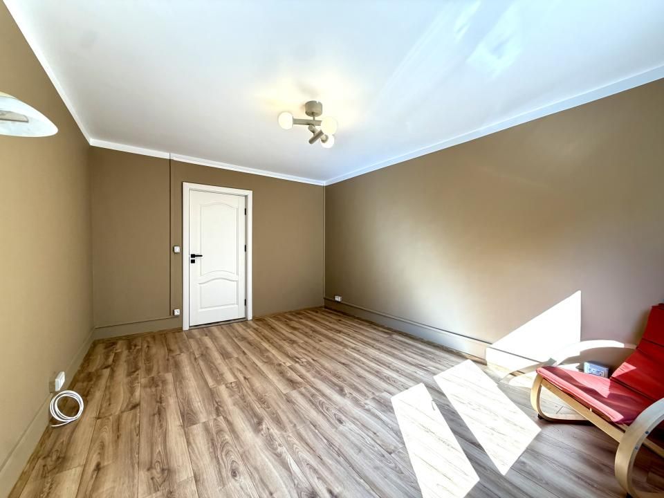 Apartament renovat, 1 camera, 26 mp utili - Complexul Studentesc – fotografia 2 din 6