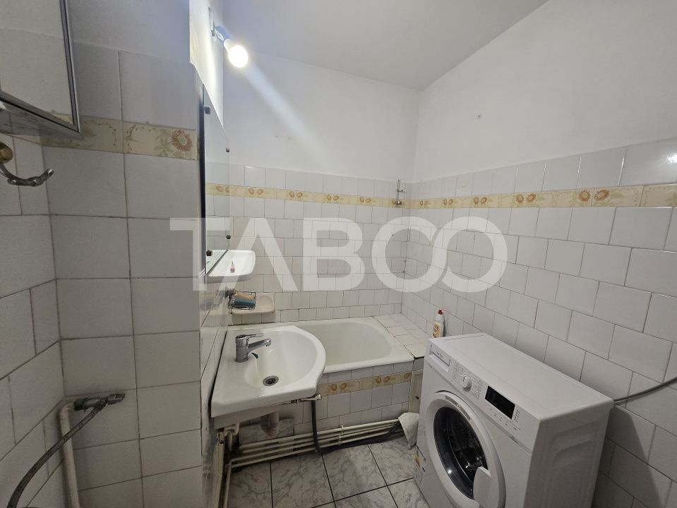 Apartament 2 camere de vanzare 52 mp decomandat balcon Strand Sibiu – fotografia 7 din 12