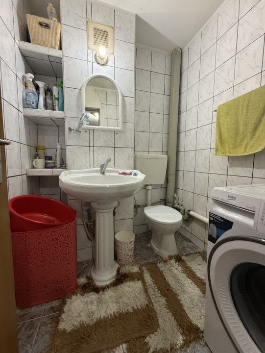 Apartament cu 3 camere, decomandat, 95 mp, parter - Girocului – fotografia 6 din 10
