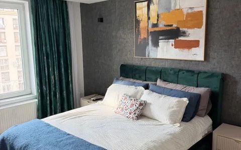 Apartament 2 camere renovat in Bdul Magheru - Piata Romana