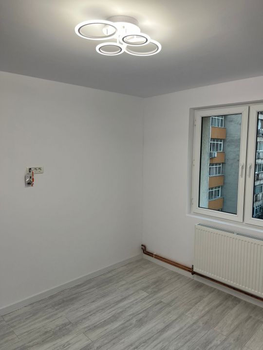 Apartament 2 camere | Renovare completă | Centrală proprie | Zona Bârcă – fotografia 4 din 13