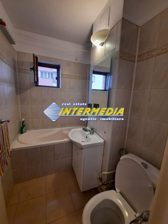 APARTAMENT 3 CAMERE DE INCHIRIAT I CENTRU I SUP 66 MP I MOBILAT I – fotografia 7 din 9