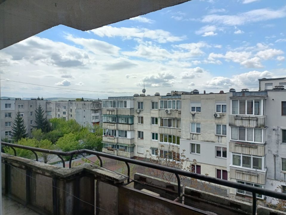 Apartament cu 4 camere de vânzare - Reghin 0 comision. – fotografia 3 din 10