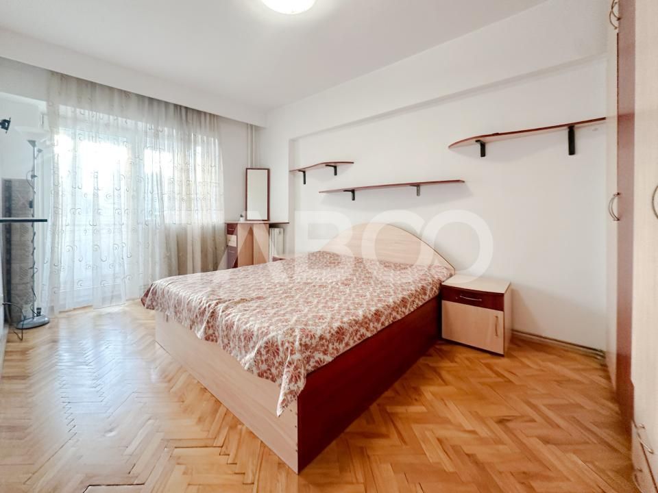 Apartament cu 3 camere decomandate de vanzare in cartierul Zorilor – fotografia 1 din 10
