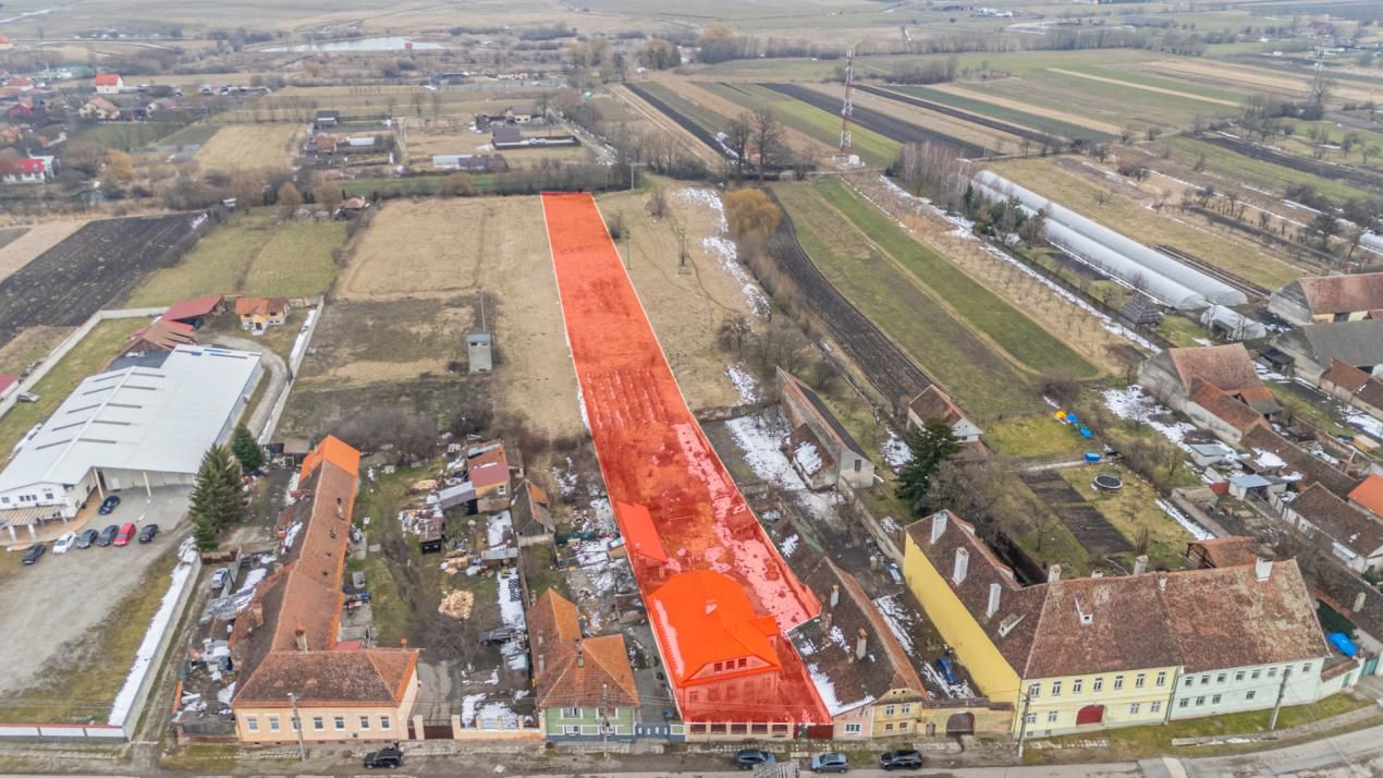 Proiect de restaurare lângă Cetatea Prejmer,  casă și teren de 5.458 mp – fotografia 3 din 35
