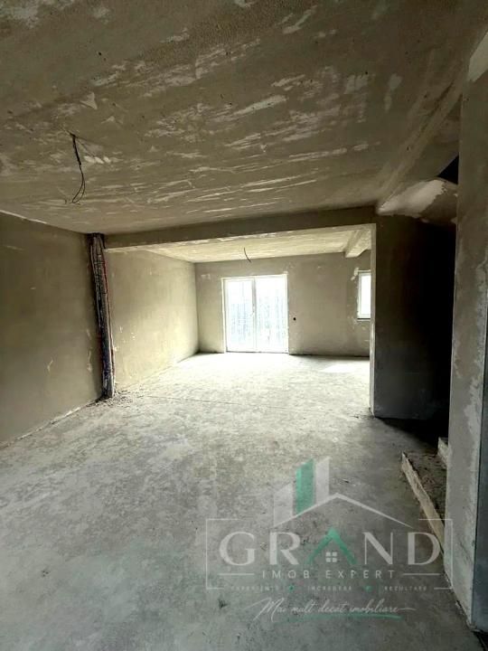CASĂ NOUĂ | 101 MP UTILI | 3 DORMITOARE | 3 BĂI | PARCARE | TERASĂ | FLOREȘTI – fotografia 2 din 4