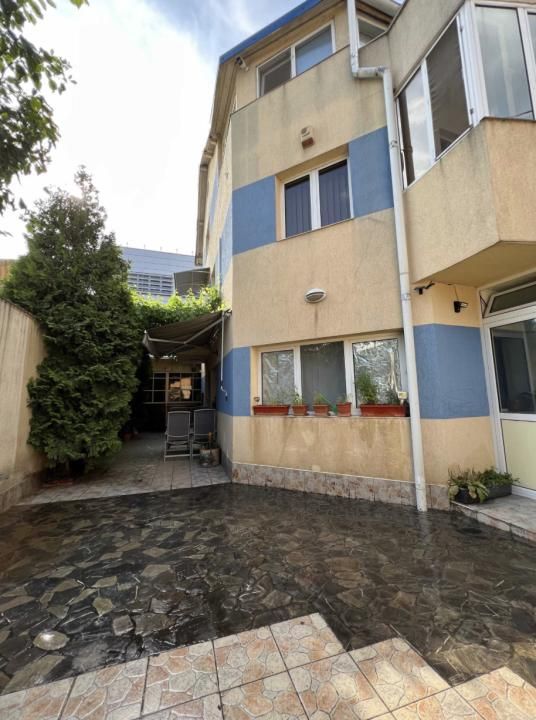 Imobil doua corpuri P+2+pod si P+1 | zona Splaiul Unirii | – fotografia 1 din 16