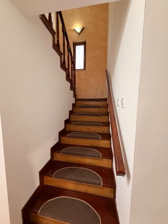 Casa cu 4 camere de inchiriat, Universitatii, cartier Europa, Oradea – fotografia 4 din 11