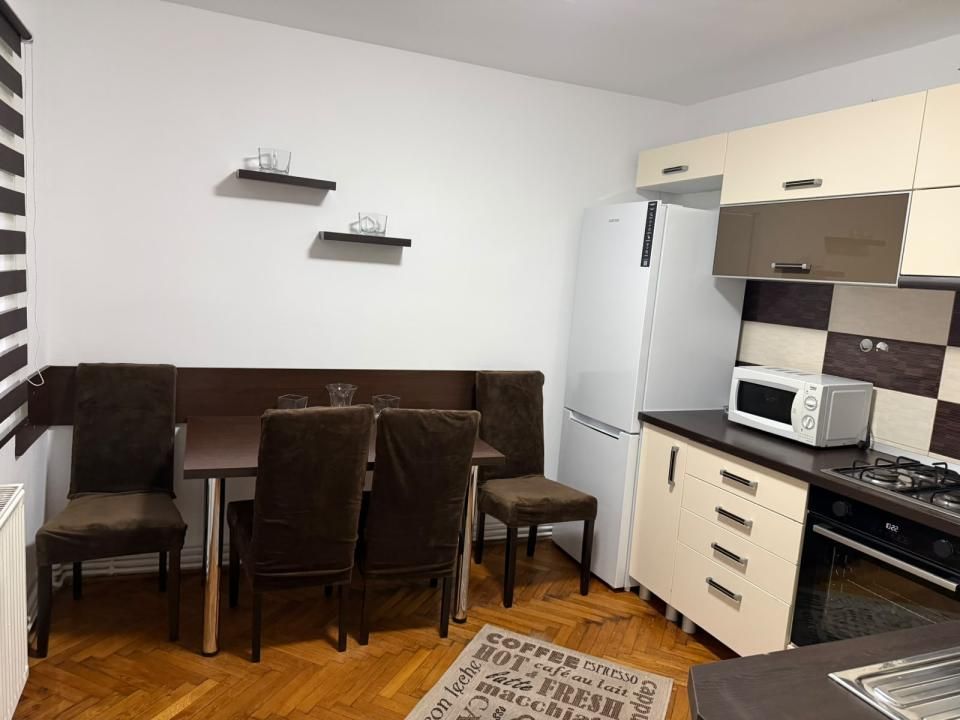 Apartament 3 camere, 2 bai, zona premium -Spital/Facultatea de medicina Sibiu – fotografia 5 din 10