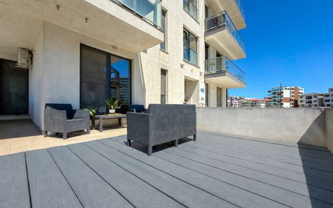 Apartament 2 camere in Mamaia Nord - 200 m de plaja Terasa si parcare