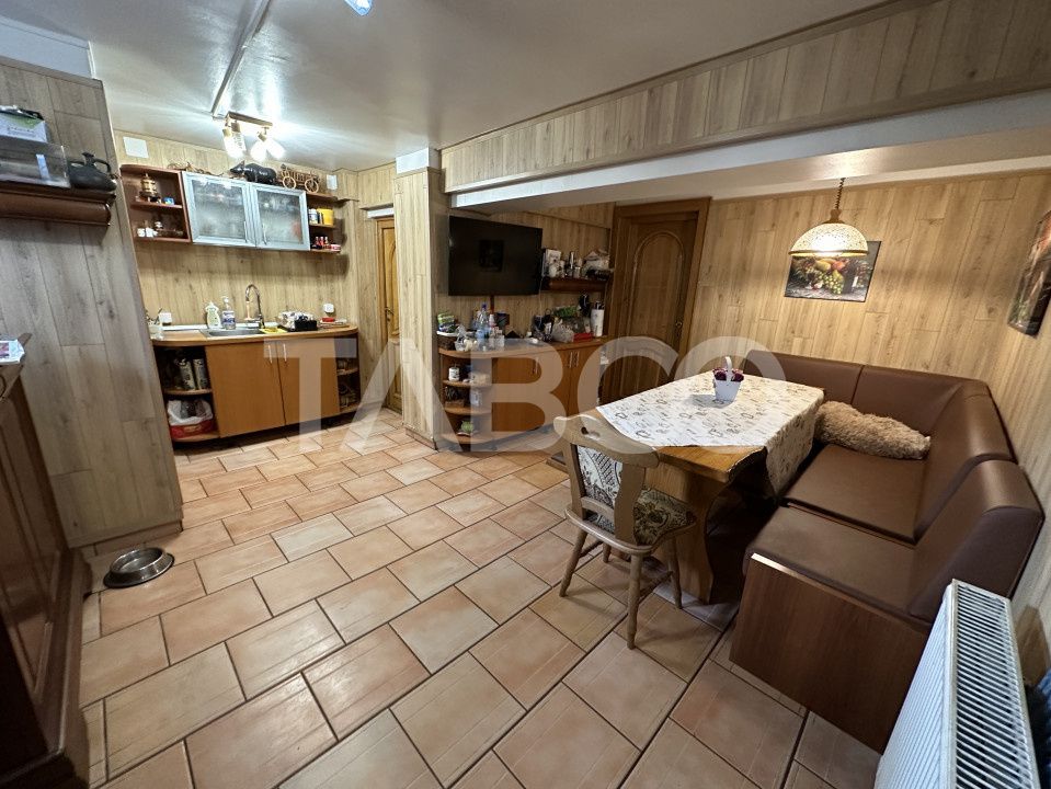 Casa tip californian cu crama piscina sauna garaj teren liber 250 mp – fotografia 34 din 34