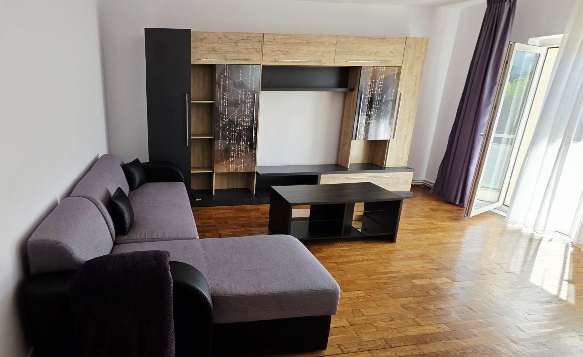 3 camere cu 2 bai si 2 balcoane – fotografia 1 din 14