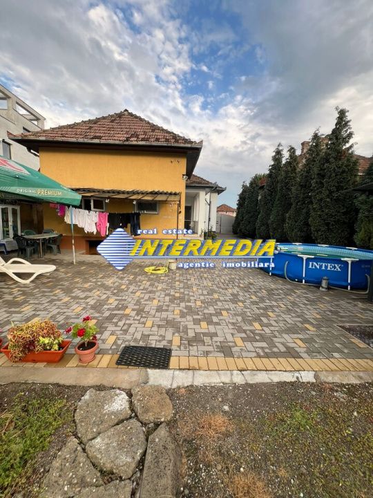 Casa Renovata 4 camere cu Teren intravilan 1650 mp CENTRU Ultracentral Alba Mall – fotografia 8 din 8