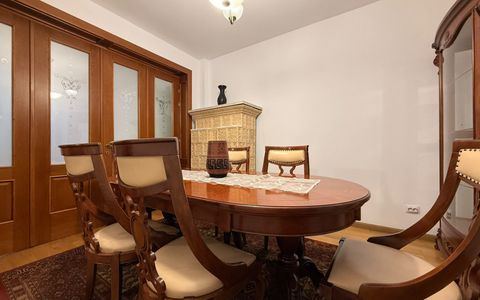 Vila individuală Decebal/ Piata Alba Iulia/ 5 camere/ curte/  ideal birou