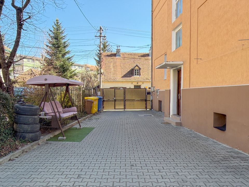 Apartament 4 camere | Str. Dealului | Parcare in curte interioara – fotografia 15 din 19