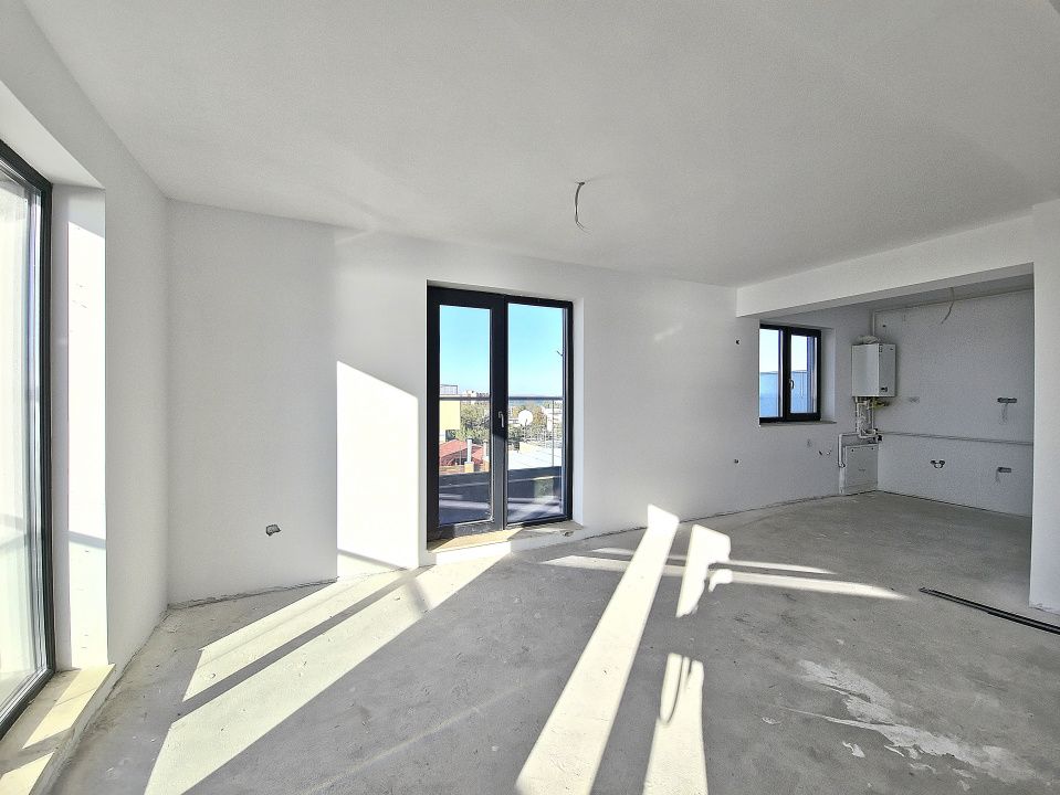 Penthouse 4 camere cu vedere spectaculoasa la LAC in Statiunea Mamaia! – fotografia 3 din 11