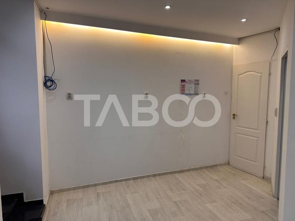 Spatiu comercial 28 mp renovat Orasul de Jos Sibiu de inchiriat – fotografia 3 din 7