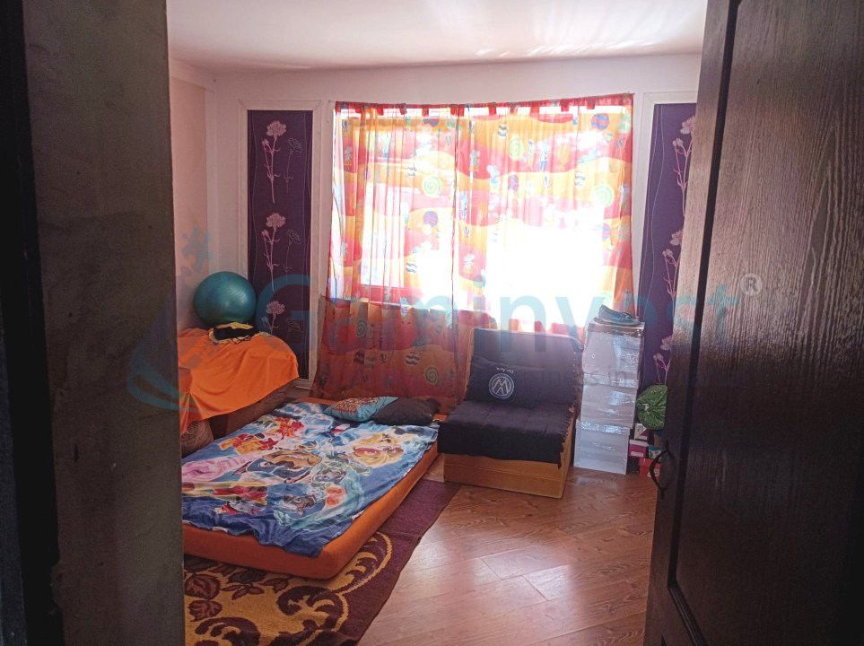 Casa cu 4 camere de vanzare,zona linistita,Sanmartin,Oradea – fotografia 16 din 20