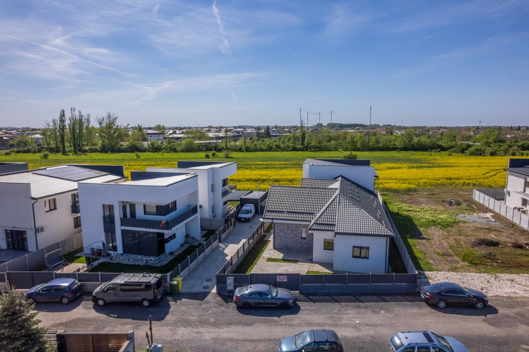 DOMNESTI - INTRAREA FOISORULUI, VILA 245 MP TOTAL, LOT 357 MP! – fotografia 35 din 47