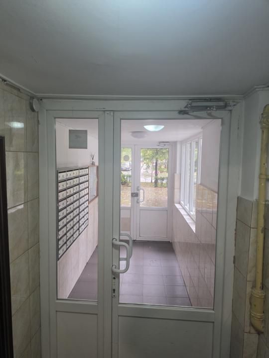 Titan/Minis vanzare apartament 2 camere mobilat & utilat + loc parcare + boxa – fotografia 36 din 45